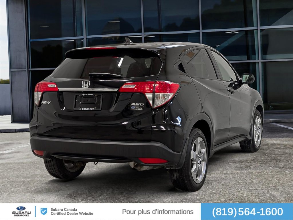 2021 Honda HR-V LX/AWD in Sherbrooke, Quebec - 6 - w1024h768px