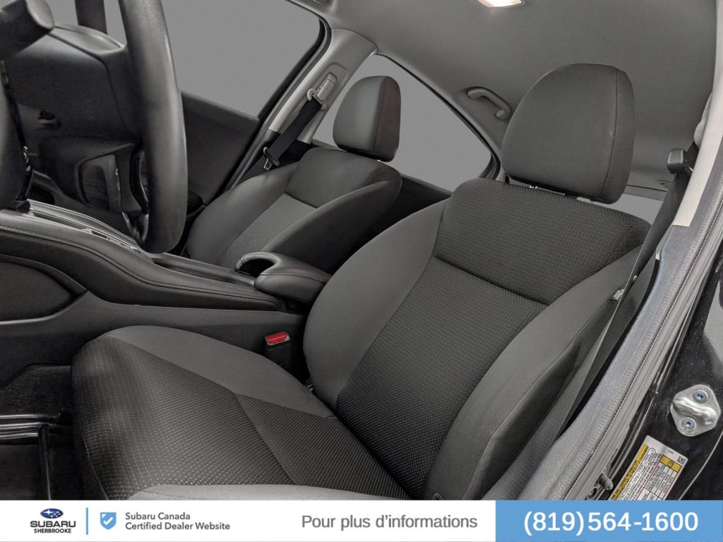 2021 Honda HR-V LX/AWD in Sherbrooke, Quebec - 9 - w1024h768px