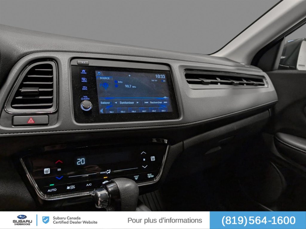 2021 Honda HR-V LX/AWD in Sherbrooke, Quebec - 13 - w1024h768px