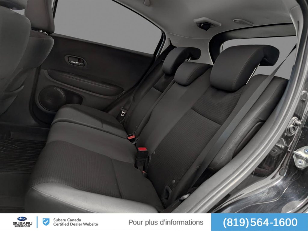 2021 Honda HR-V LX/AWD in Sherbrooke, Quebec - 10 - w1024h768px