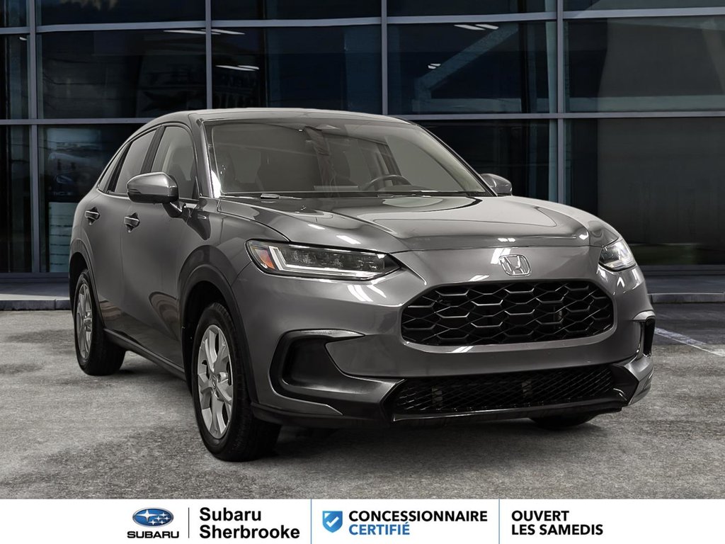 2023 Honda HR-V LX/AWD in Sherbrooke, Quebec - 4 - w1024h768px