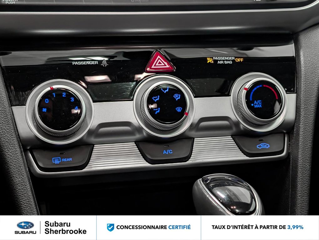 Hyundai Elantra Preferred Auto w-Sun - Safety Package 2019 à Sherbrooke, Québec - 12 - w1024h768px
