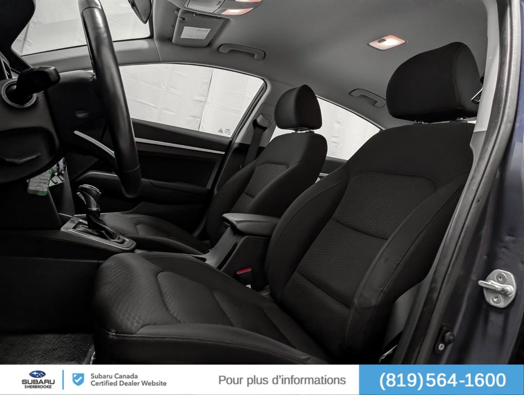 Hyundai Elantra Preferred 2020 à Sherbrooke, Québec - 7 - w1024h768px