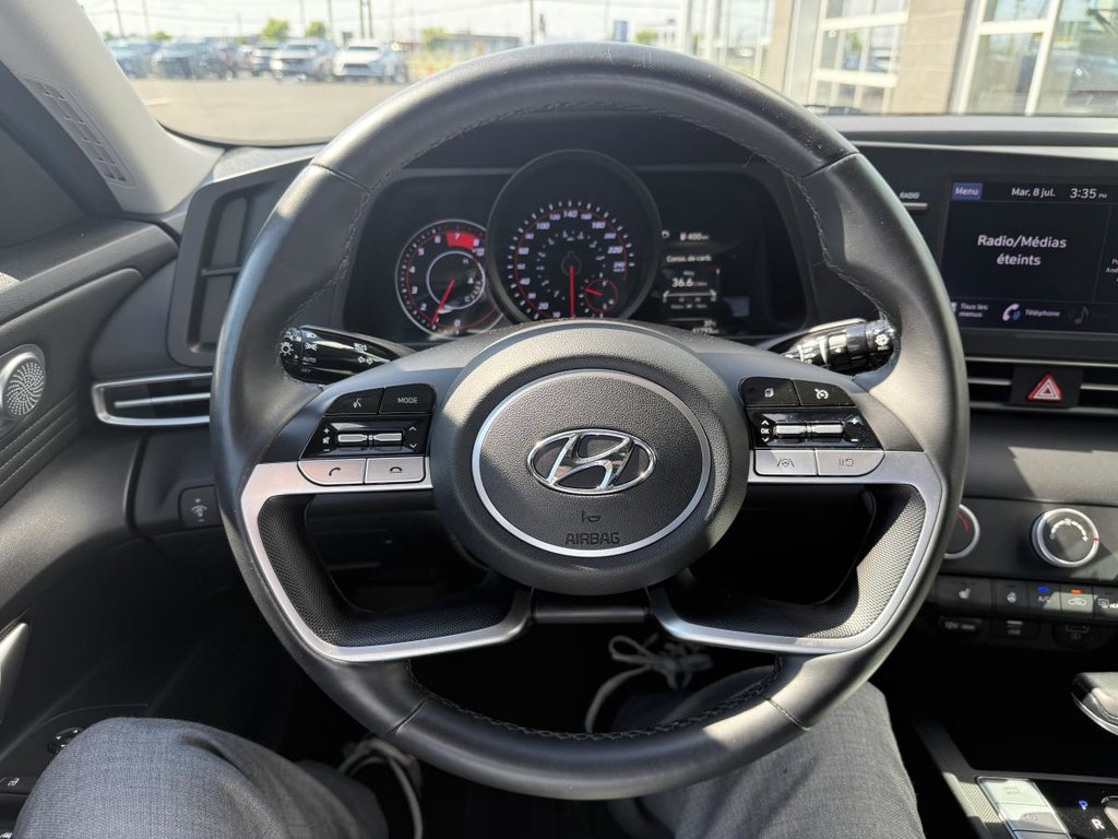 Hyundai Elantra Preferred *JAMAIS ACCIDENTE 2022 à Québec, Québec - 13 - w1024h768px