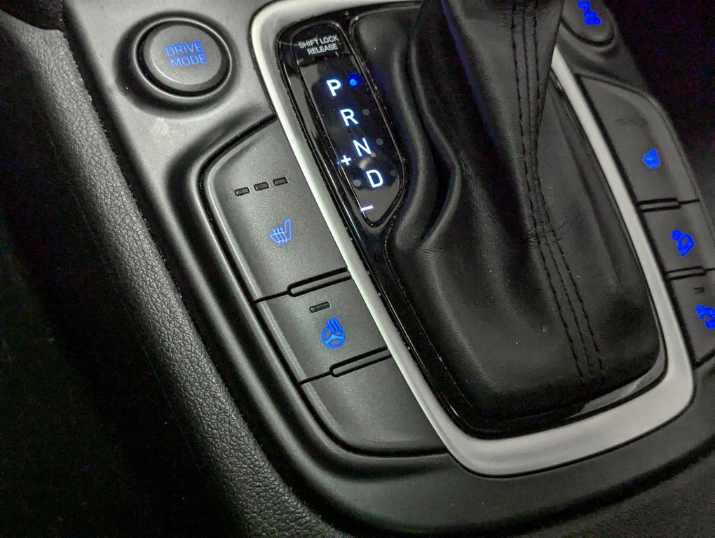 2018 Hyundai Kona 2.0L Luxury AWD in Sherbrooke, Quebec - 12 - w1024h768px