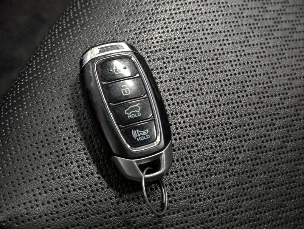 2018 Hyundai Kona 2.0L Luxury AWD in Sherbrooke, Quebec - 17 - w1024h768px
