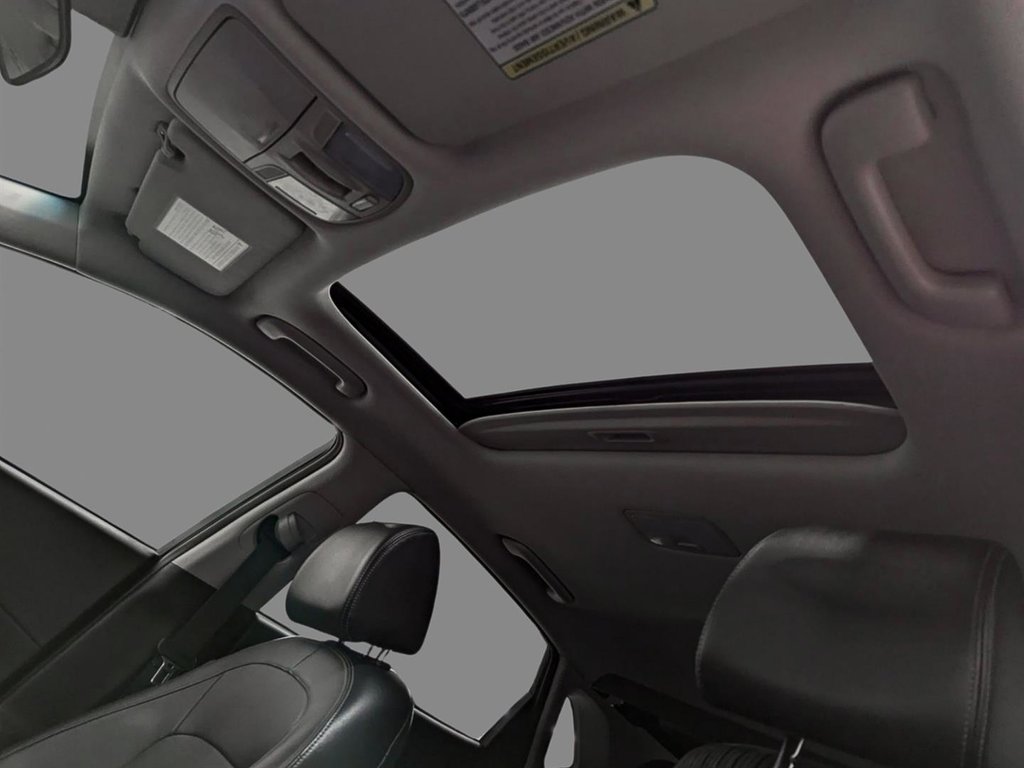 2018 Hyundai Kona 2.0L Luxury AWD in Sherbrooke, Quebec - 7 - w1024h768px