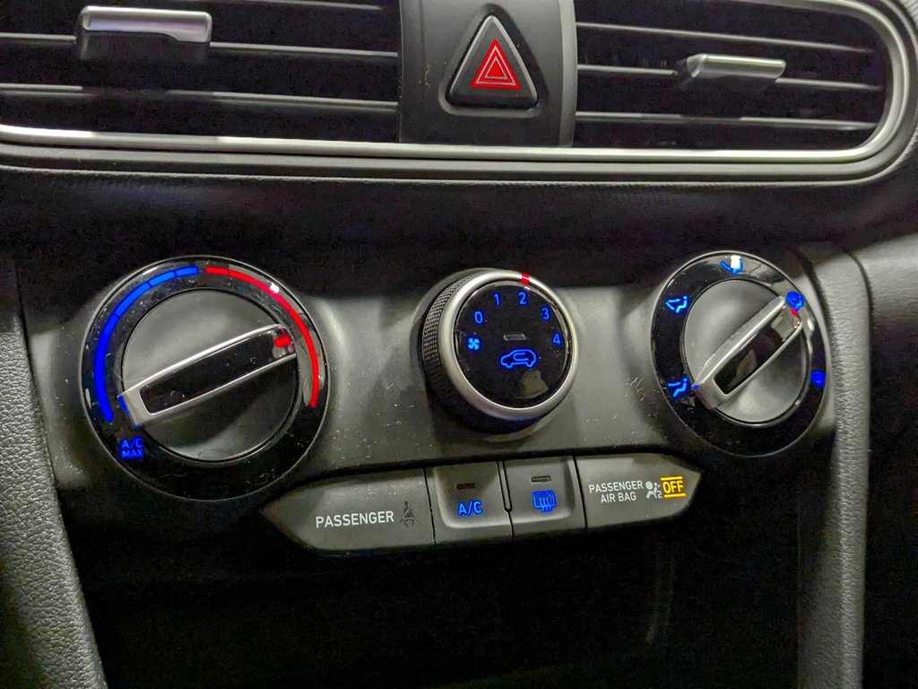2020 Hyundai Kona 1.6T Trend AWD w-Two-Tone Roof in Sherbrooke, Quebec - 15 - w1024h768px
