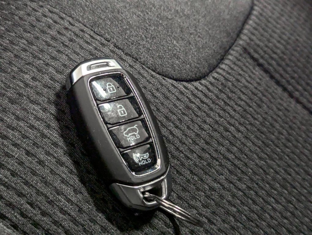 2019 Hyundai Santa Fe 2.4L Preferred AWD in Sherbrooke, Quebec - 20 - w1024h768px