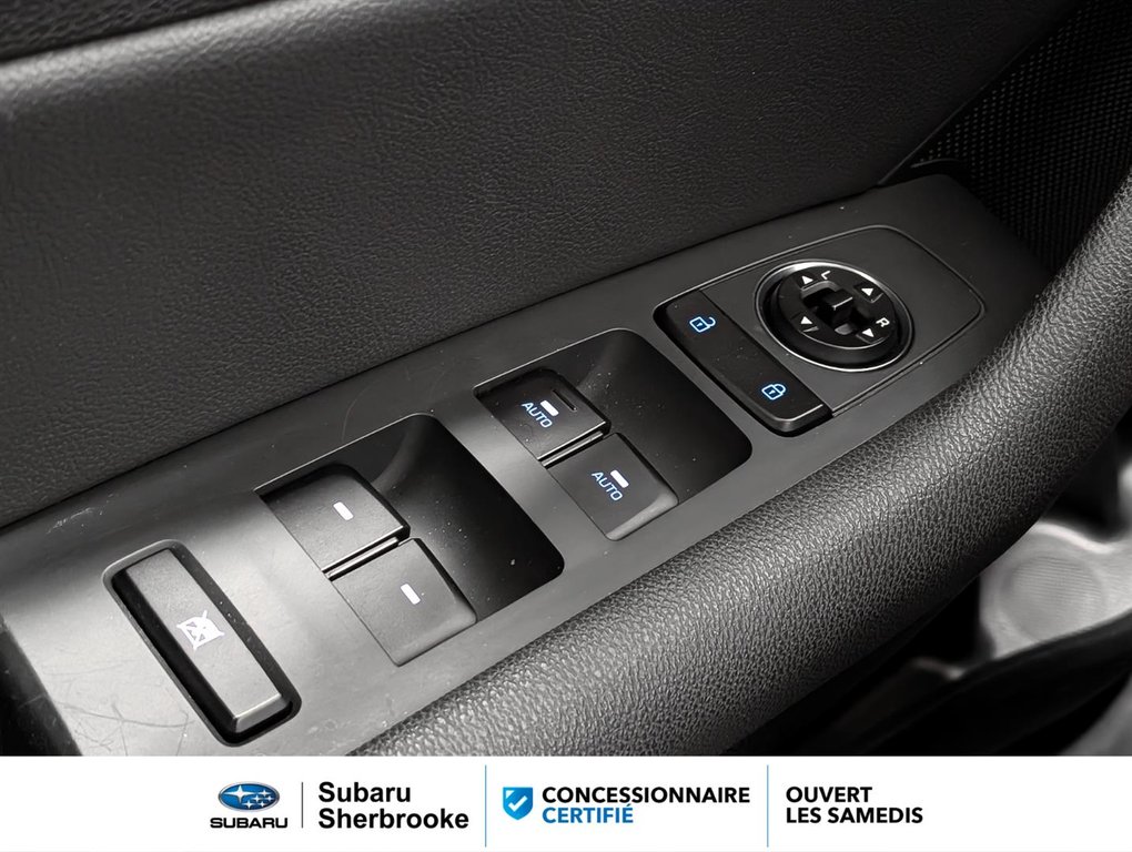 Hyundai Sonata 2.4L Auto Sport Tech 2016 à Sherbrooke, Québec - 17 - w1024h768px