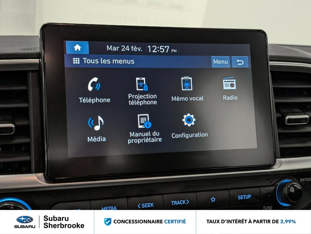 Hyundai Venue Preferred IVT w-Two-Tone 2024 à Sherbrooke, Québec - 10 - w1024h768px