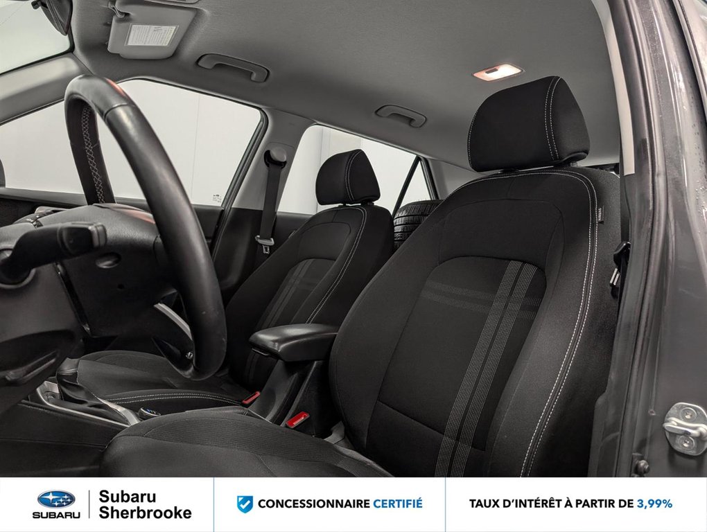 Hyundai Venue Preferred IVT w-Two-Tone 2024 à Sherbrooke, Québec - 8 - w1024h768px