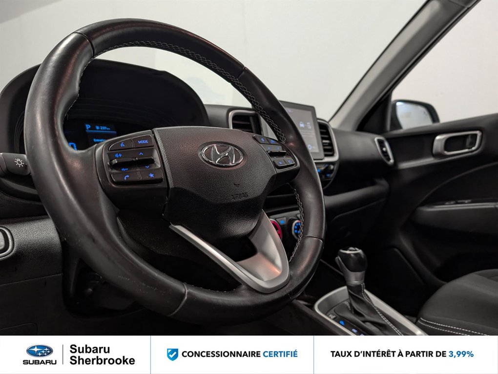 Hyundai Venue Preferred IVT w-Two-Tone 2024 à Sherbrooke, Québec - 7 - w1024h768px