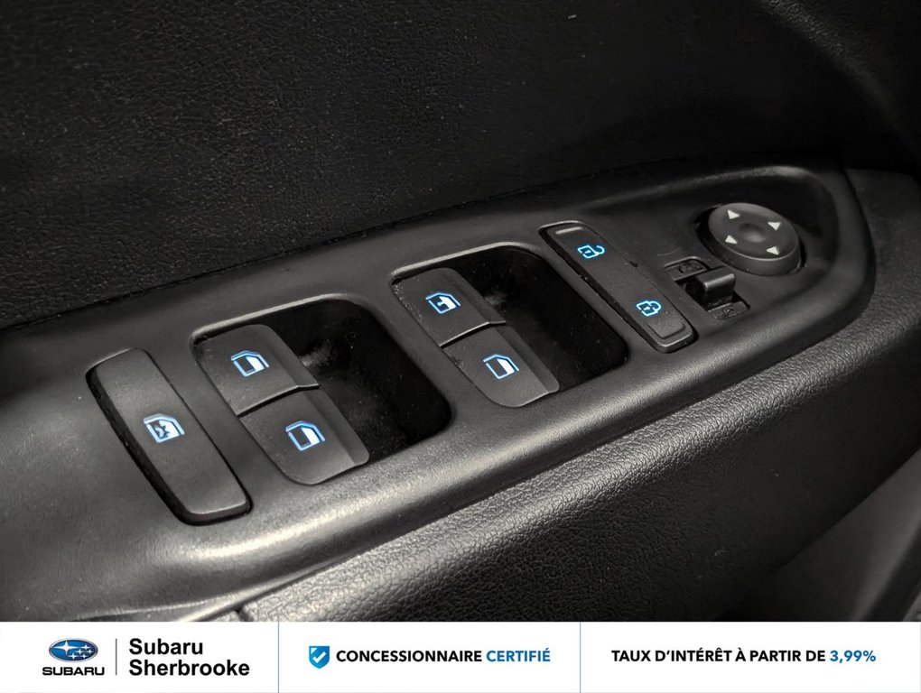 Hyundai Venue Preferred IVT w-Two-Tone 2024 à Sherbrooke, Québec - 17 - w1024h768px