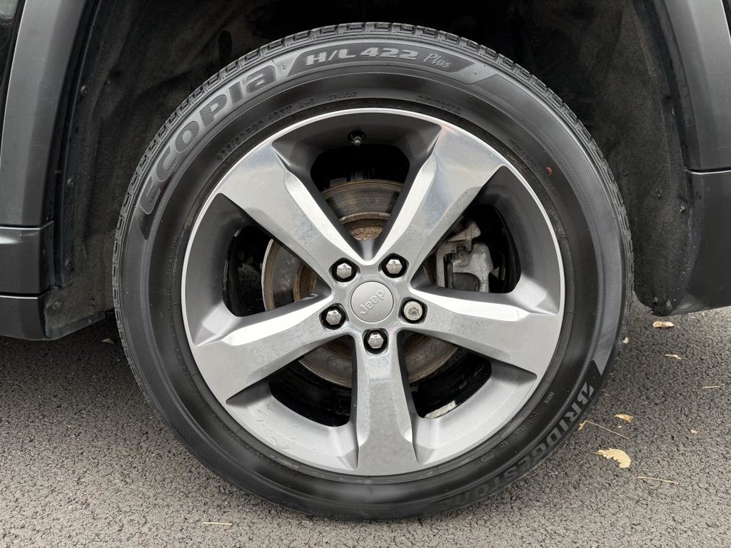 2021 Jeep Grand Cherokee L Limited in Quebec, Quebec - 9 - w1024h768px