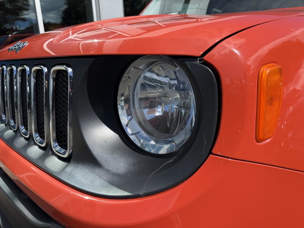Jeep Renegade 4x4 North 2.4L 2016 à Québec, Québec - 10 - w1024h768px