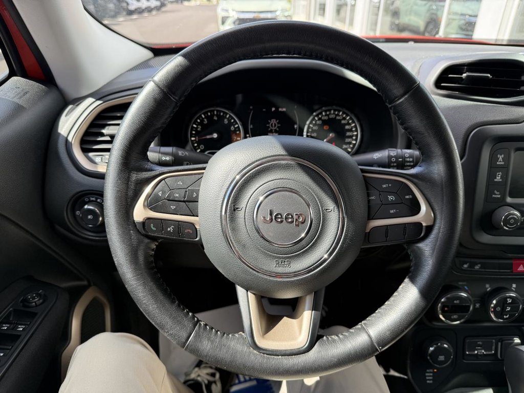 Jeep Renegade 4x4 North 2.4L 2016 à Québec, Québec - 14 - w1024h768px