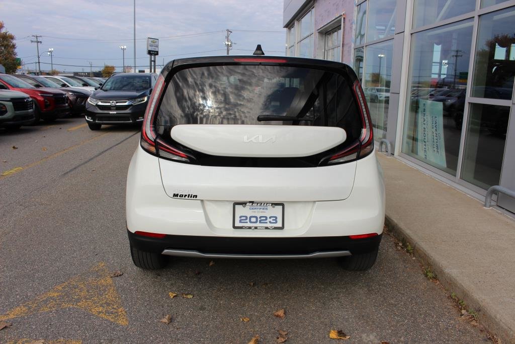 Kia Soul  2023 à Quebec, Québec - 8 - w1024h768px