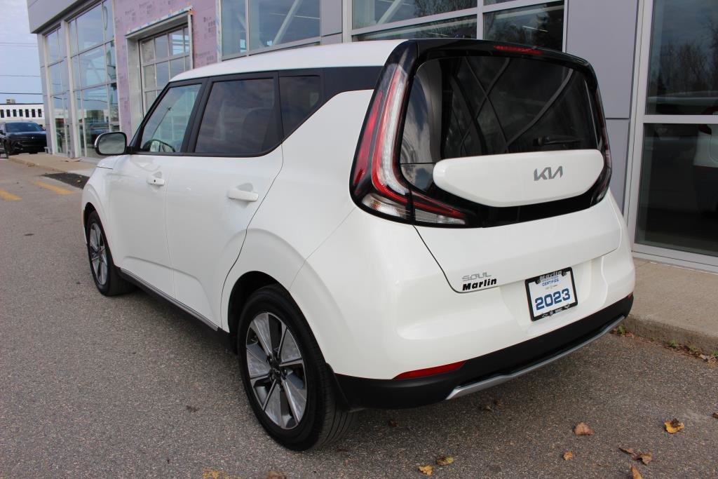 Kia Soul  2023 à Quebec, Québec - 10 - w1024h768px