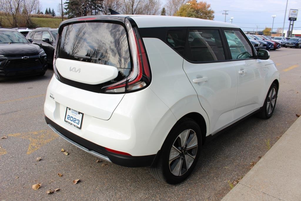 Kia Soul  2023 à Quebec, Québec - 6 - w1024h768px