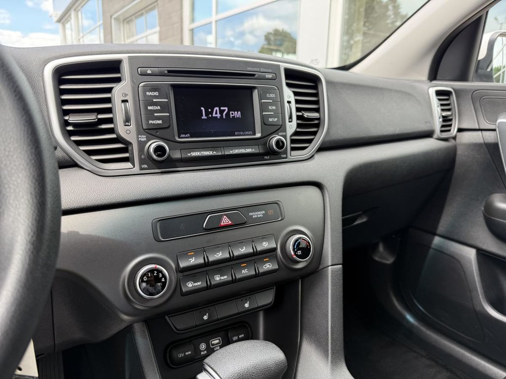 2018 Kia Sportage LX FWD in Quebec, Quebec - 18 - w1024h768px