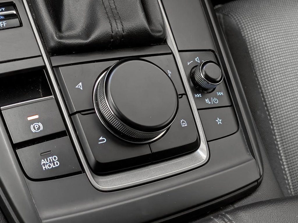 2022 Mazda CX-30 GX AWD in Sherbrooke, Quebec - 14 - w1024h768px