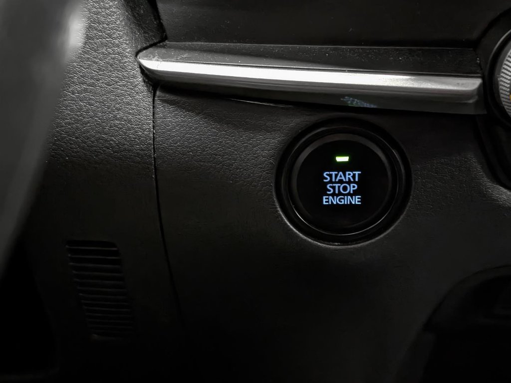 2022 Mazda CX-30 GX AWD in Sherbrooke, Quebec - 15 - w1024h768px