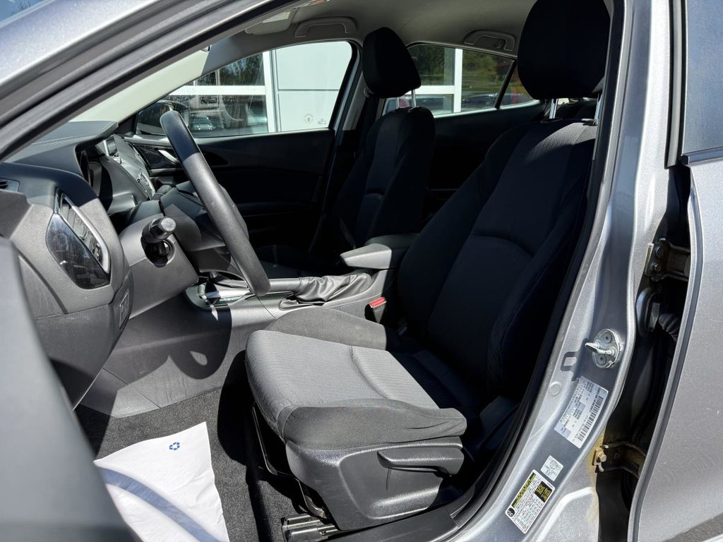 Mazda Mazda3 GX Automatique 2.0L 2015 à Québec, Québec - 19 - w1024h768px
