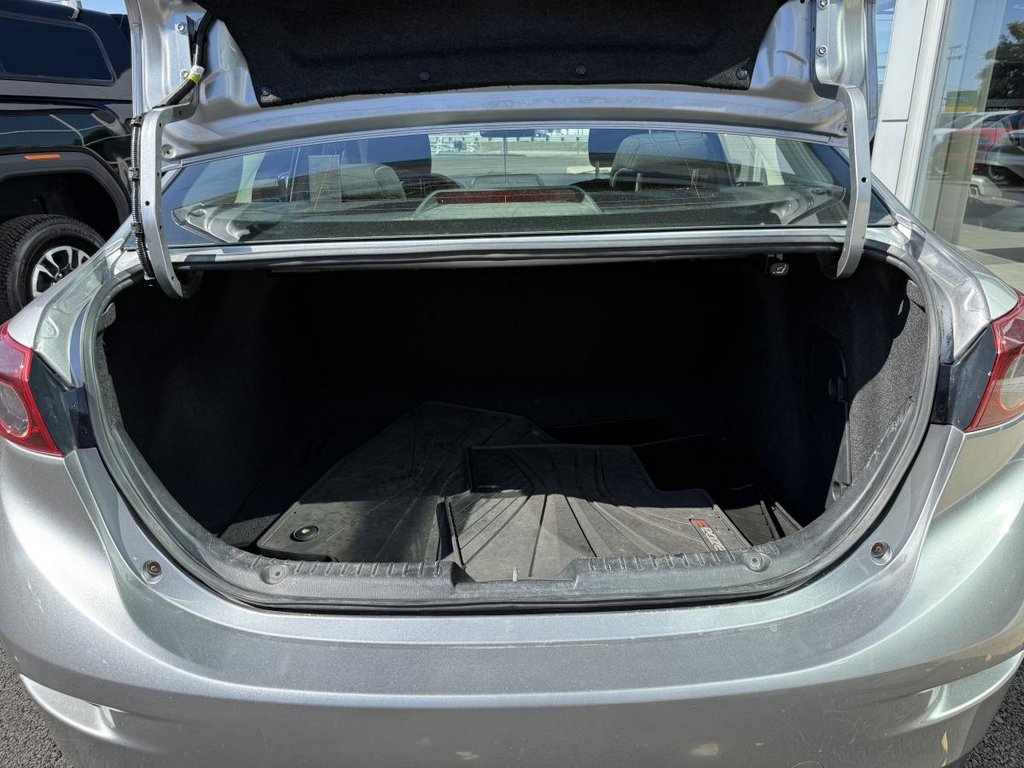 Mazda Mazda3 GX Automatique 2.0L 2015 à Québec, Québec - 22 - w1024h768px