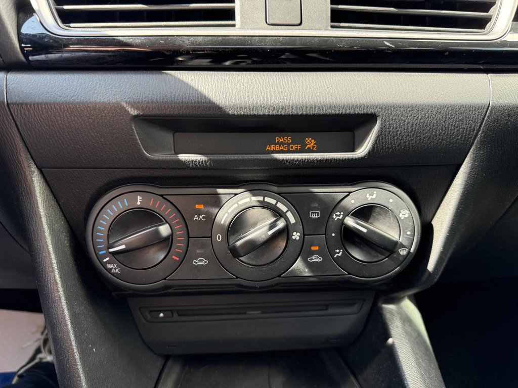 Mazda Mazda3 GX Automatique 2.0L 2015 à Québec, Québec - 17 - w1024h768px