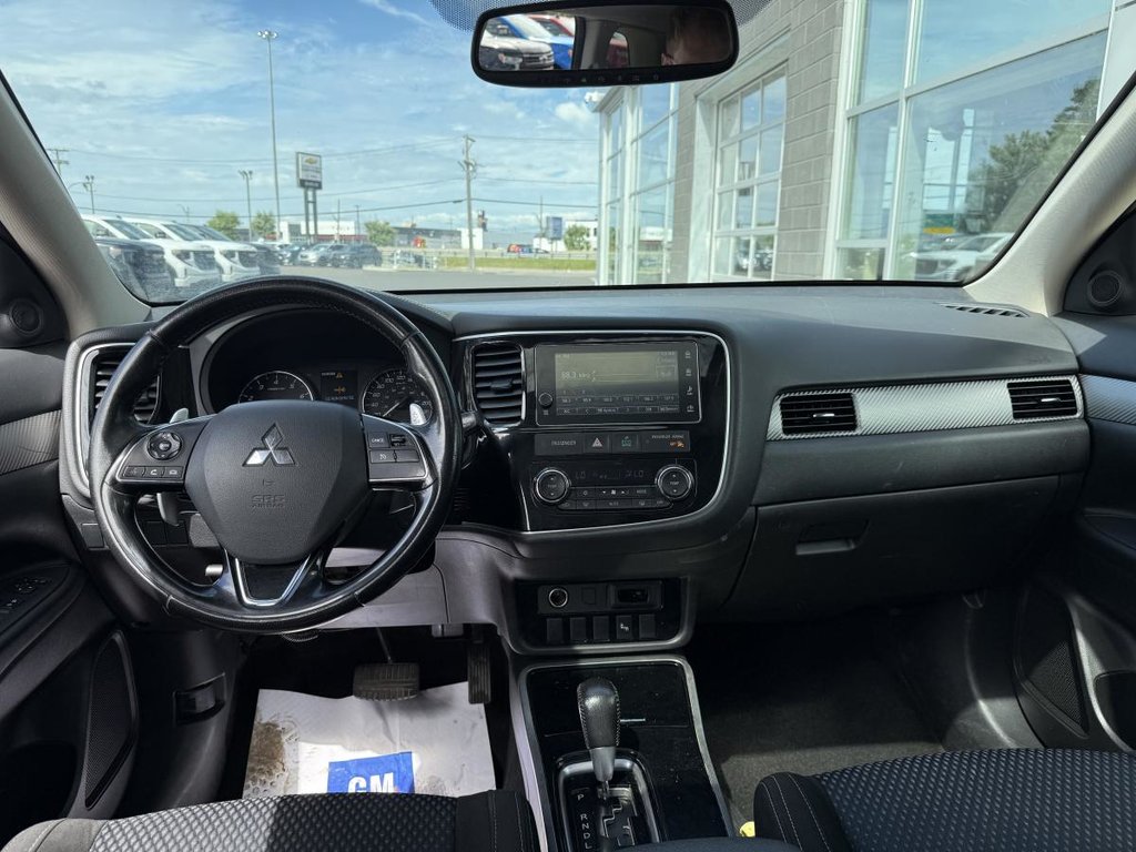 2018 Mitsubishi Outlander SE AWD V6 3.0L 7 PASSAGERS in Quebec, Quebec - 20 - w1024h768px