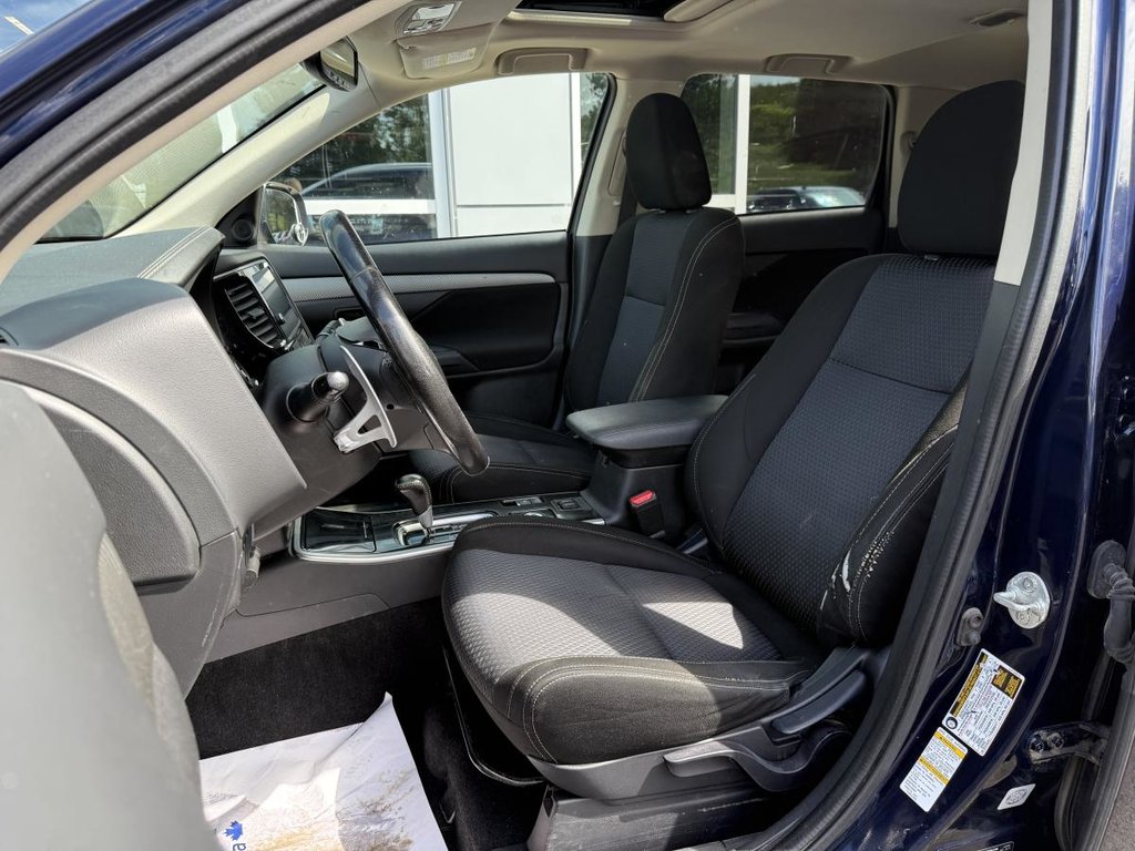 2018 Mitsubishi Outlander SE AWD V6 3.0L 7 PASSAGERS in Quebec, Quebec - 18 - w1024h768px