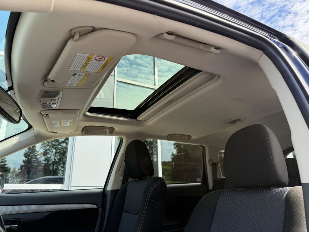 2018 Mitsubishi Outlander SE AWD V6 3.0L 7 PASSAGERS in Quebec, Quebec - 21 - w1024h768px