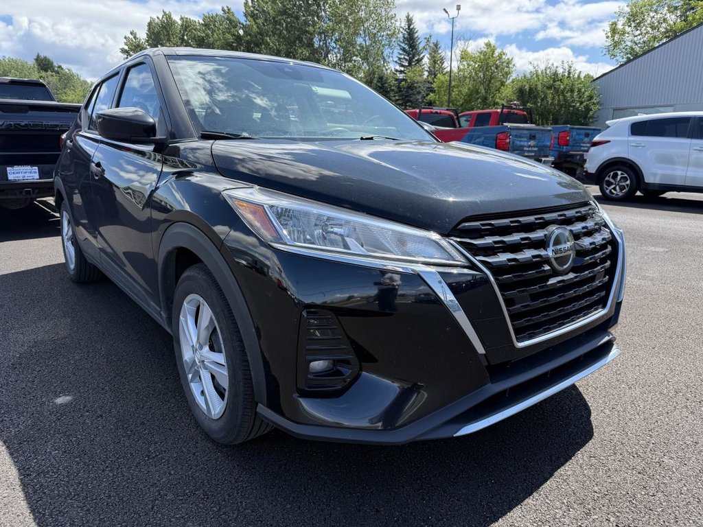 Nissan Kicks S Automatique 2021 à Québec, Québec - 2 - w1024h768px