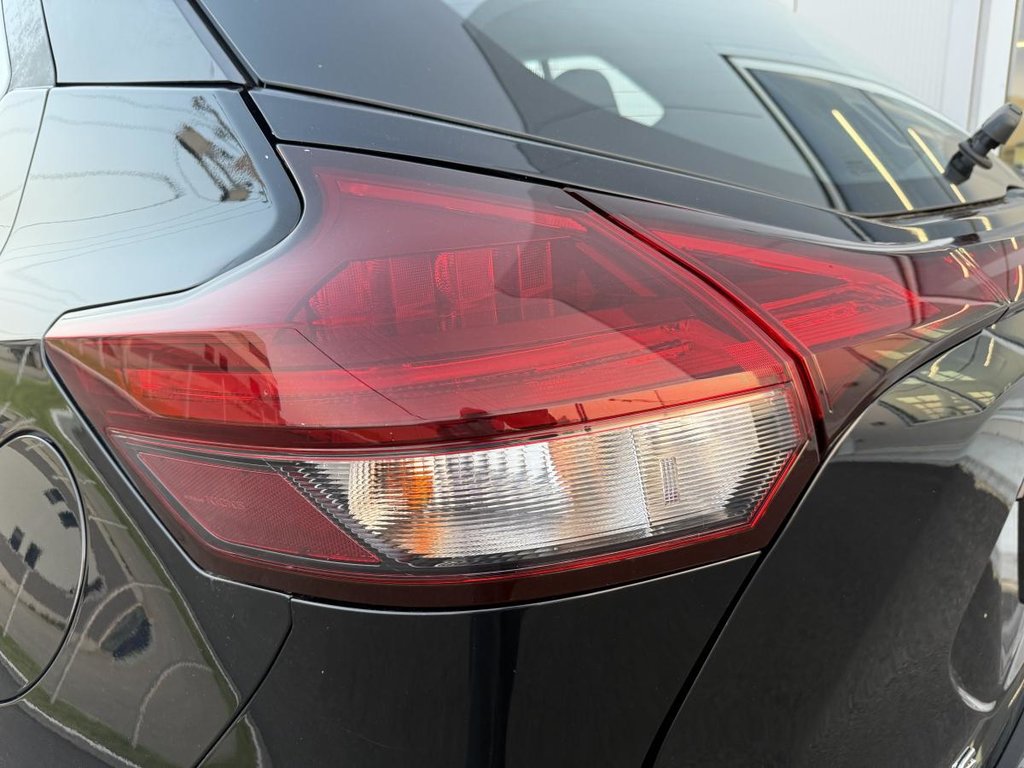 Nissan Kicks S Automatique 2021 à Québec, Québec - 7 - w1024h768px