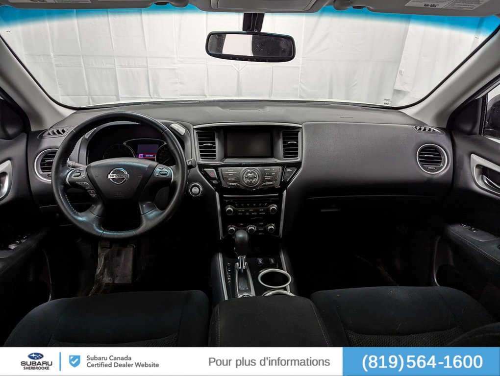 2016 Nissan Pathfinder SV/4WD in Sherbrooke, Quebec - 9 - w1024h768px