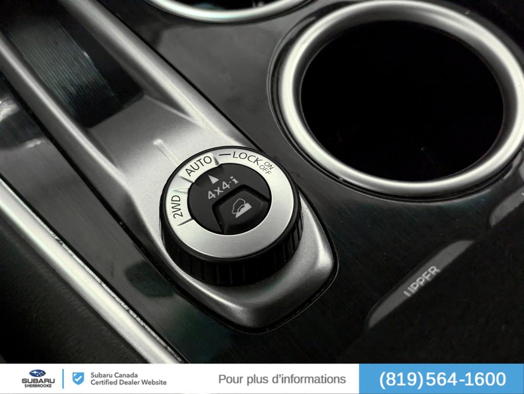 2016 Nissan Pathfinder SV/4WD in Sherbrooke, Quebec - 17 - w1024h768px