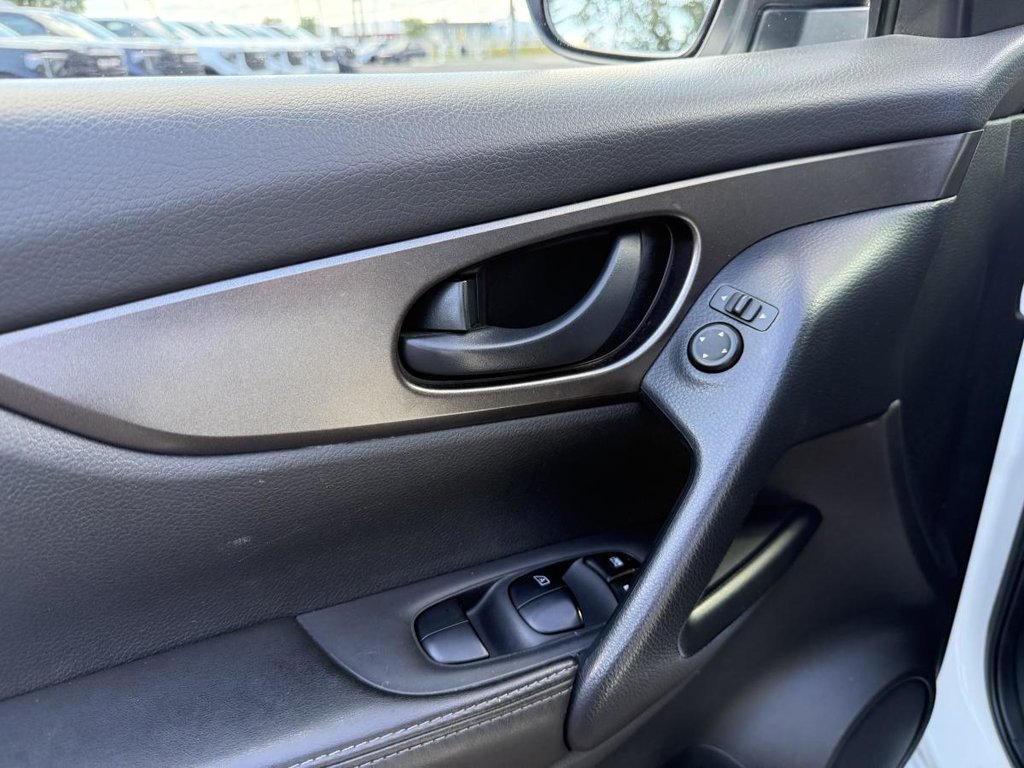 Nissan Qashqai S AWD 2021 à Quebec, Québec - 12 - w1024h768px