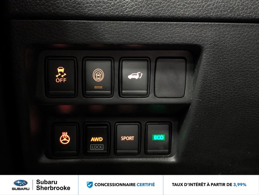 Nissan Rogue AWD 4dr 2017 à Sherbrooke, Québec - 16 - w1024h768px