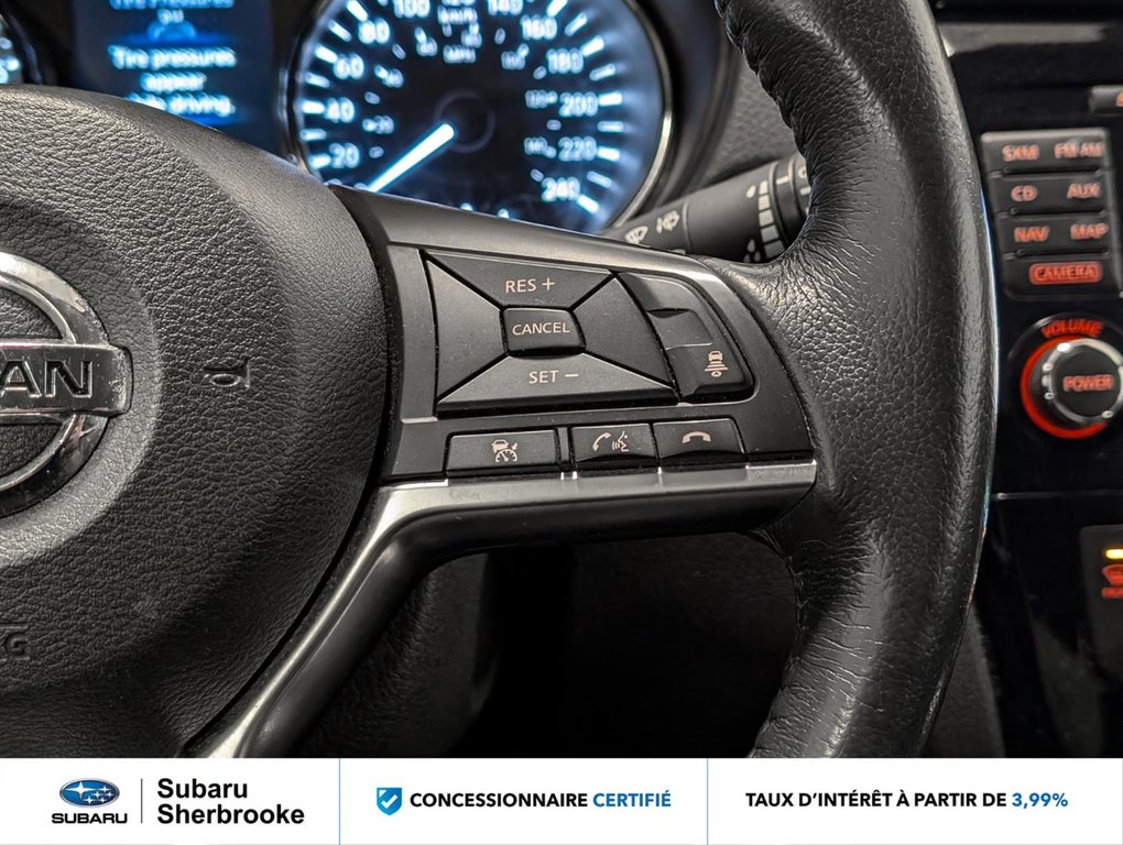 Nissan Rogue AWD 4dr 2017 à Sherbrooke, Québec - 13 - w1024h768px