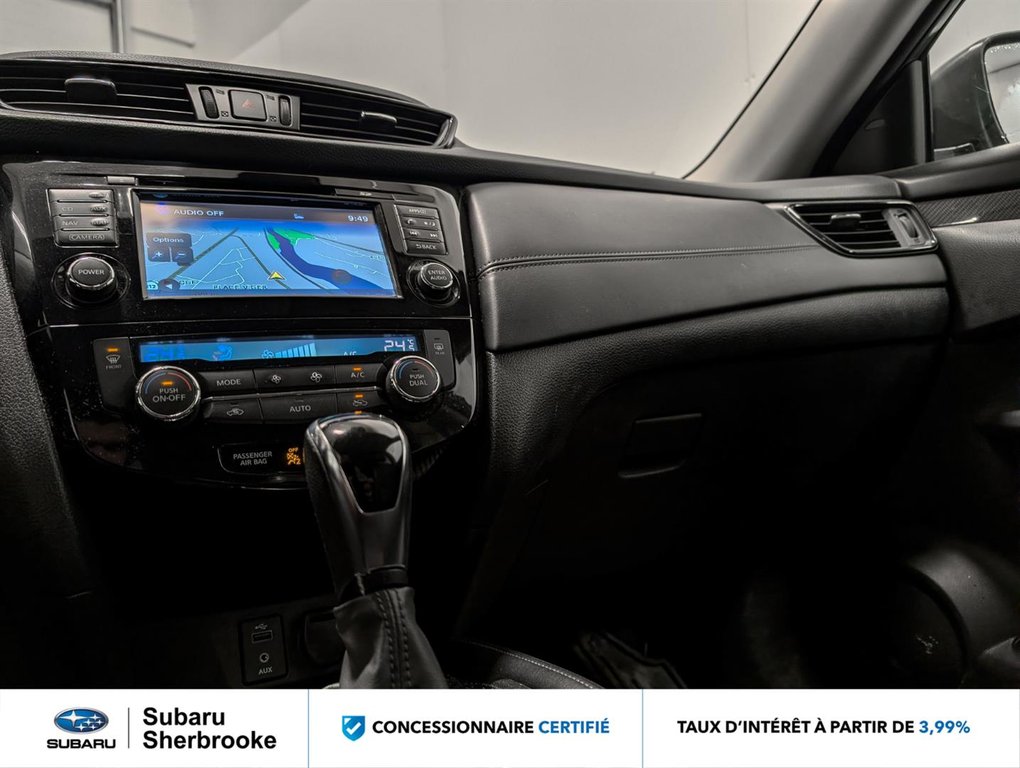 Nissan Rogue AWD 4dr 2017 à Sherbrooke, Québec - 9 - w1024h768px