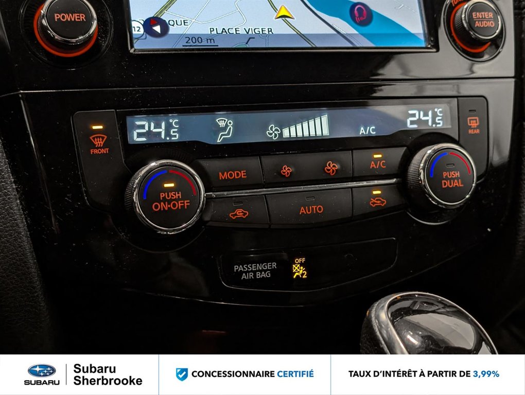 Nissan Rogue AWD 4dr 2017 à Sherbrooke, Québec - 11 - w1024h768px