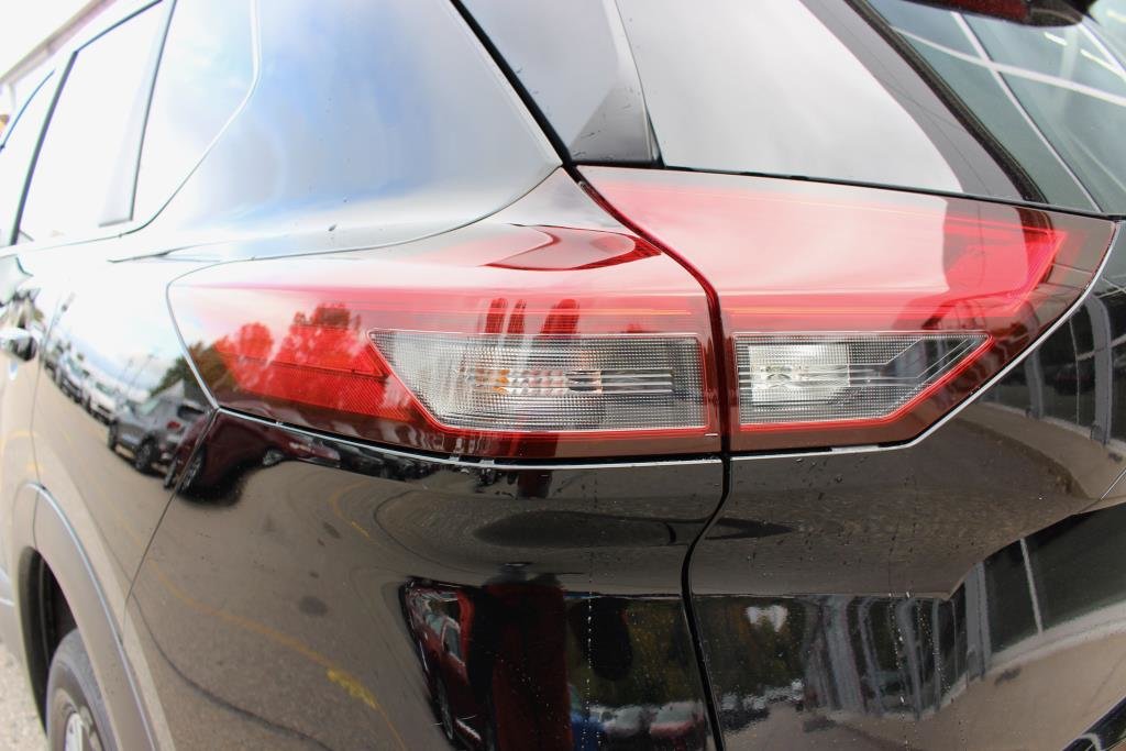 2022 Nissan Rogue in Quebec, Quebec - 16 - w1024h768px