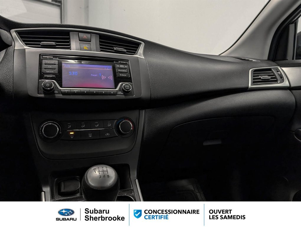 Nissan Sentra S 2018 à Sherbrooke, Québec - 10 - w1024h768px