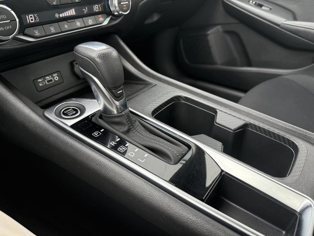 Nissan Sentra SV JAMAIS ACCIDENTÉ 2023 à Québec, Québec - 18 - w1024h768px