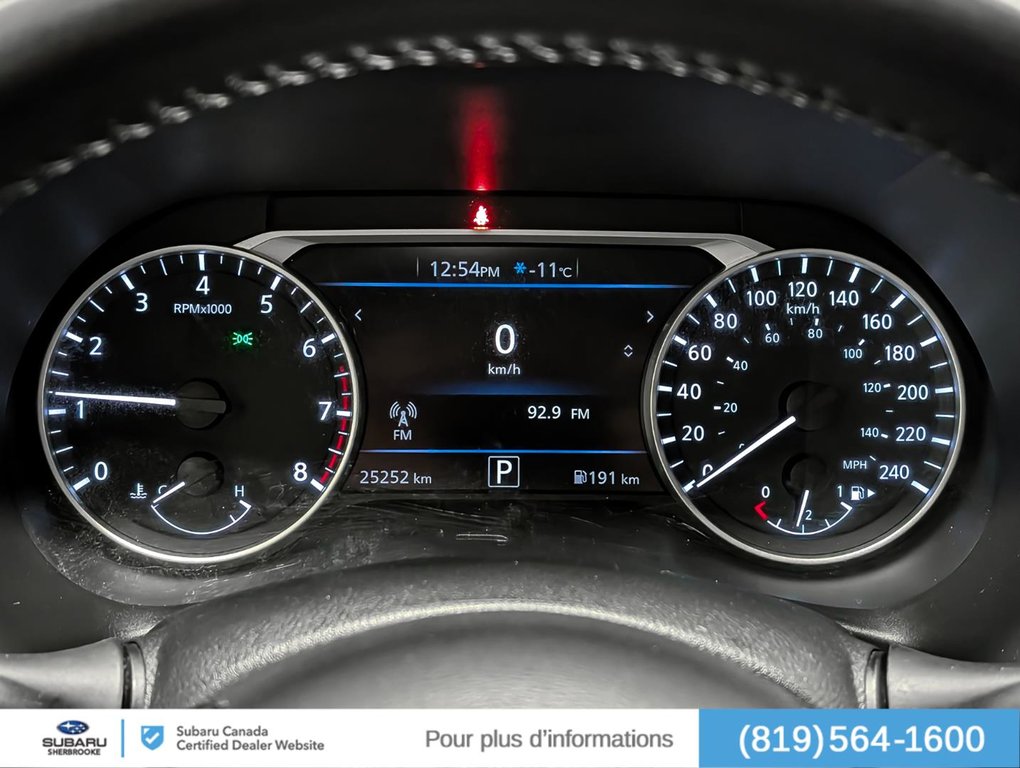 Nissan Sentra SV/automatique 2023 à Sherbrooke, Québec - 21 - w1024h768px