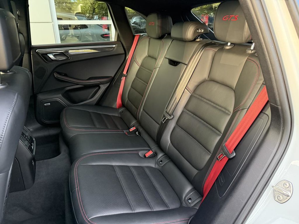 Porsche Macan GTS AWD 2021 à Québec, Québec - 25 - w1024h768px