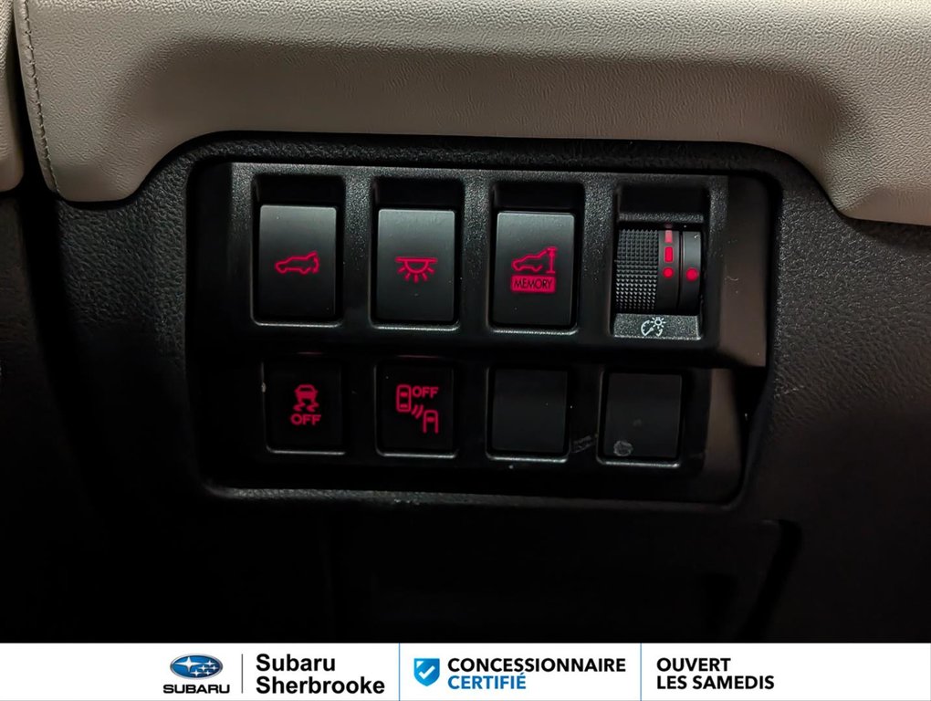 2022 Subaru Ascent Limited in Sherbrooke, Quebec - 15 - w1024h768px