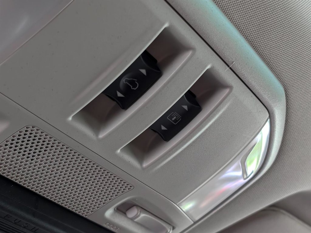 2024 Subaru ASCENT Premier 7-Passenger in Sherbrooke, Quebec - 22 - w1024h768px