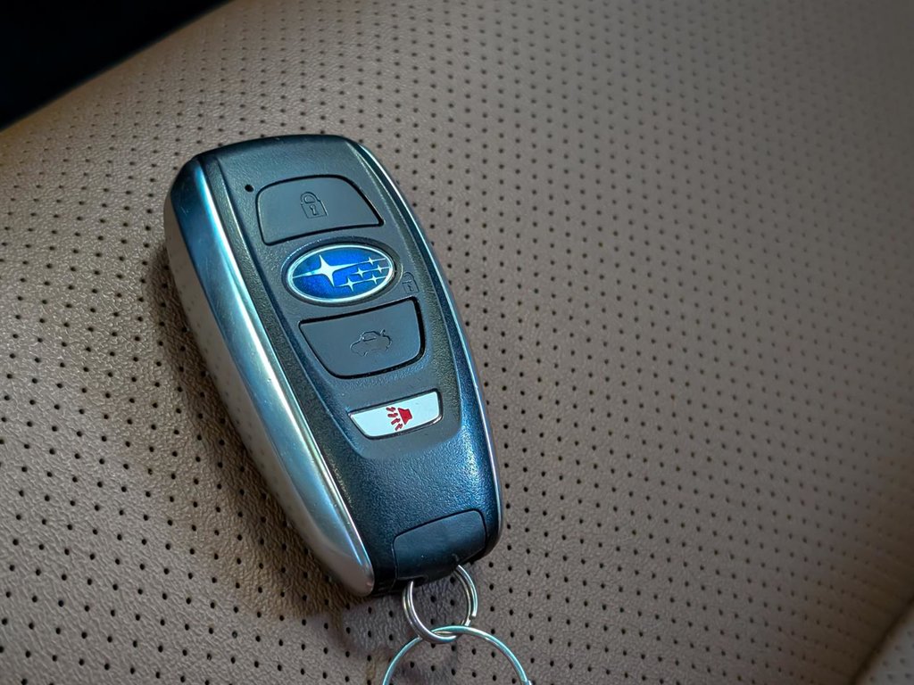 2024 Subaru ASCENT Premier 7-Passenger in Sherbrooke, Quebec - 23 - w1024h768px